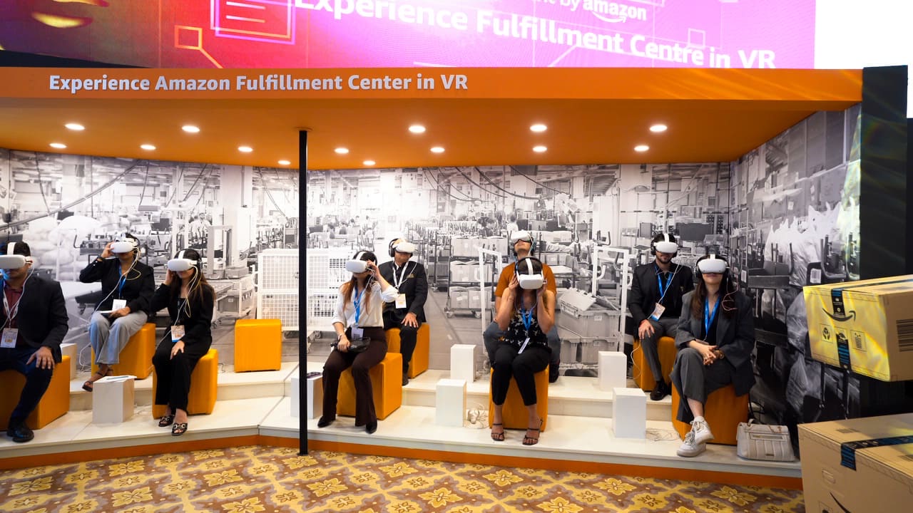Group experiencing Amazon Fulfillment Center through immersive VR
